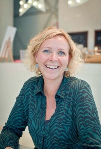 Peek, Mirjam